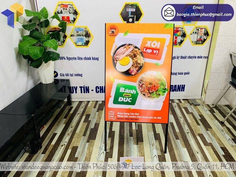 Bảng quảng cáo chữ A hai mặt chân sắt sơn tĩnh điện