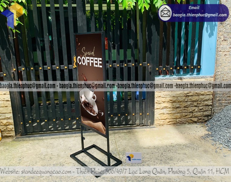 Bảng hiệu đứng bằng sắt cho quán cafe vỉa hè có VAT giá từ 900k
