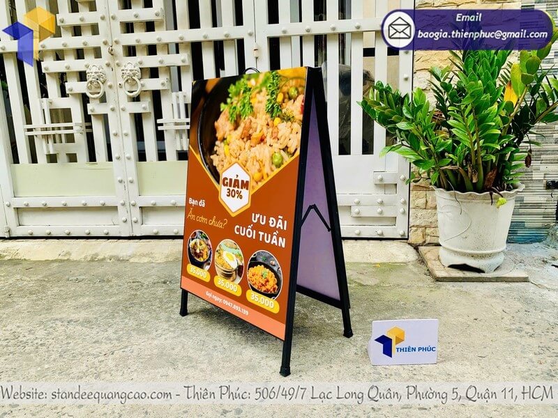 Bảng quảng cáo chữ A gấp gọn giá rẻ in logo cho quán ăn