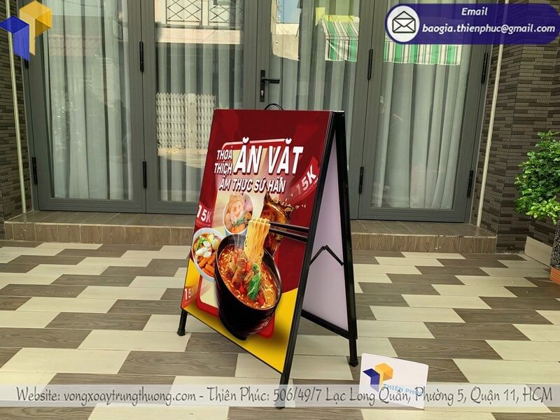 Bảng standee chữ A 2 mặt cho cửa hàng, thiết kế hai mặt