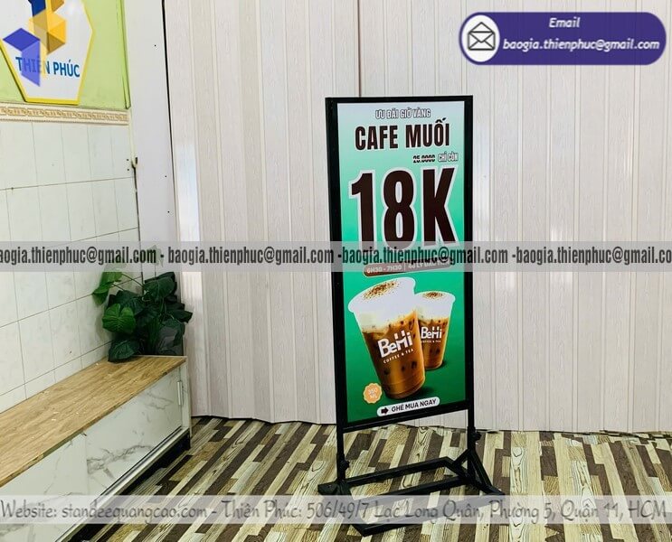 Bảng standee in 2 mặt khung sắt để trước quán cafe gia công khung sắt theo size riêng