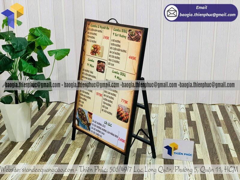 Bảng standee khung sắt quảng cáo di động in 1 mặt hcm hà nội đối tượng shop cửa hàng