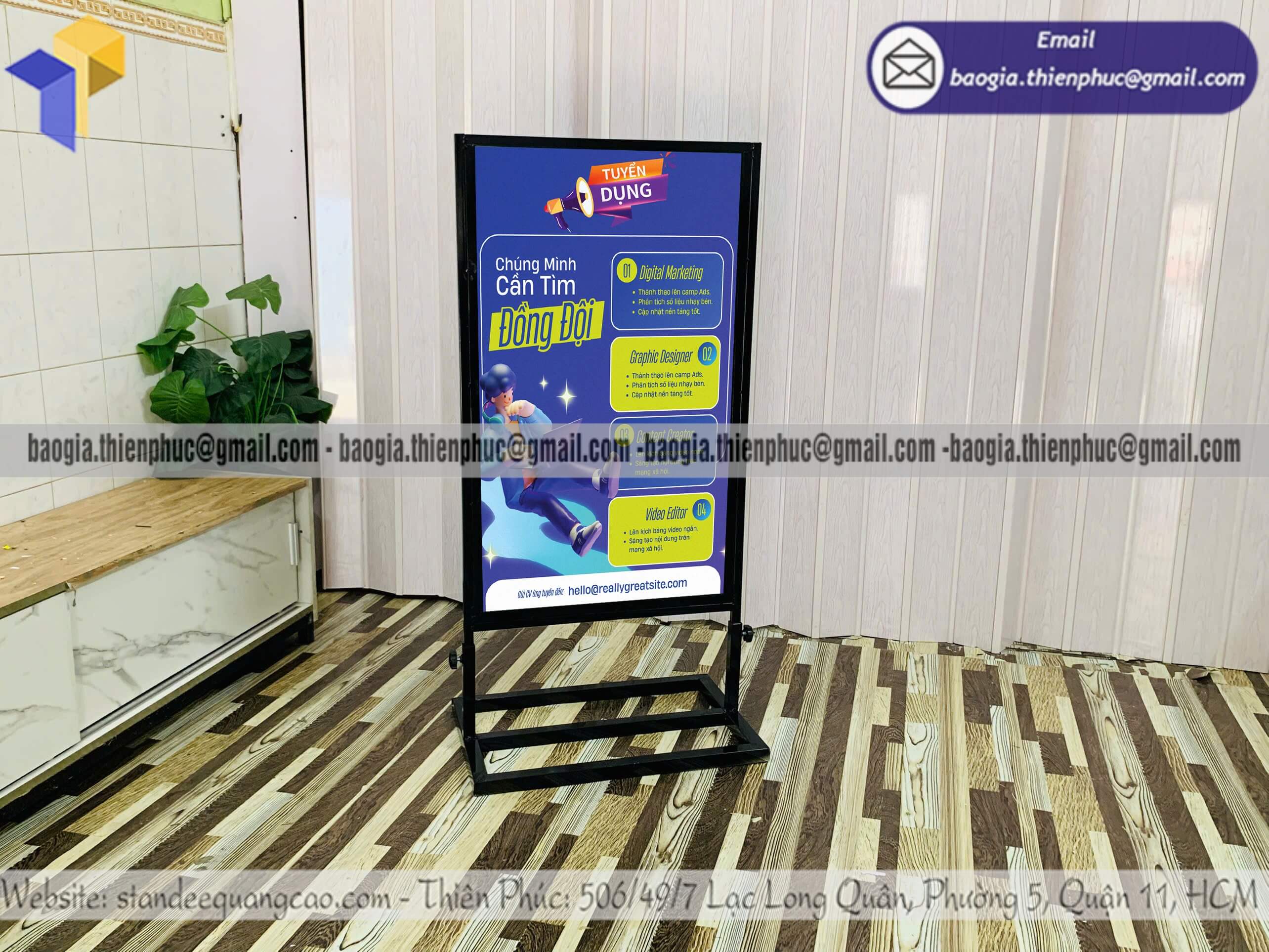 Bảng standee quảng cáo đứng khung sắt ngoài trời thu hút khách hàng mới mỗi ngày