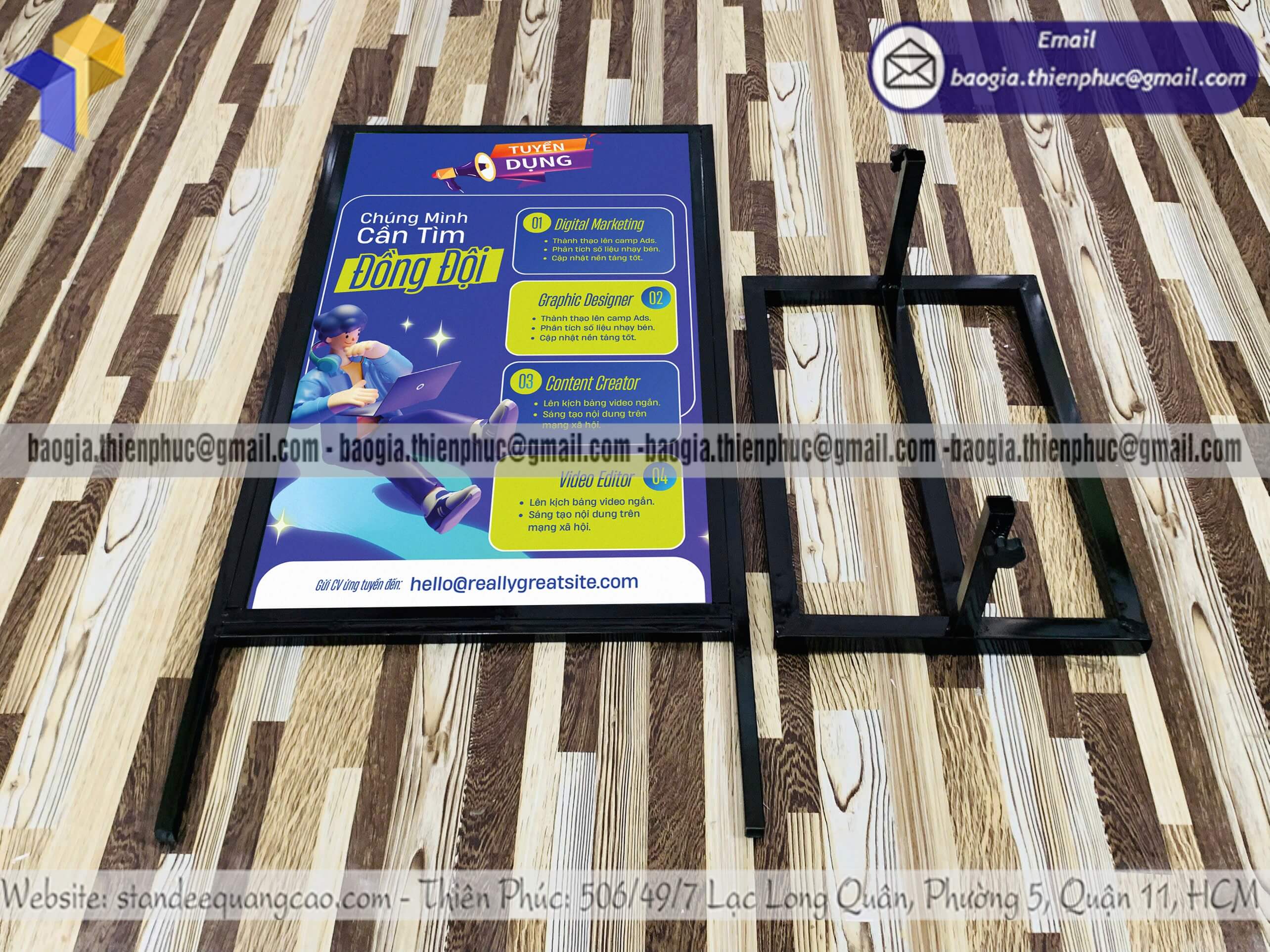 Bảng standee quảng cáo đứng khung sắt ngoài trời lâu không hỏng dành cho dân kinh doanh