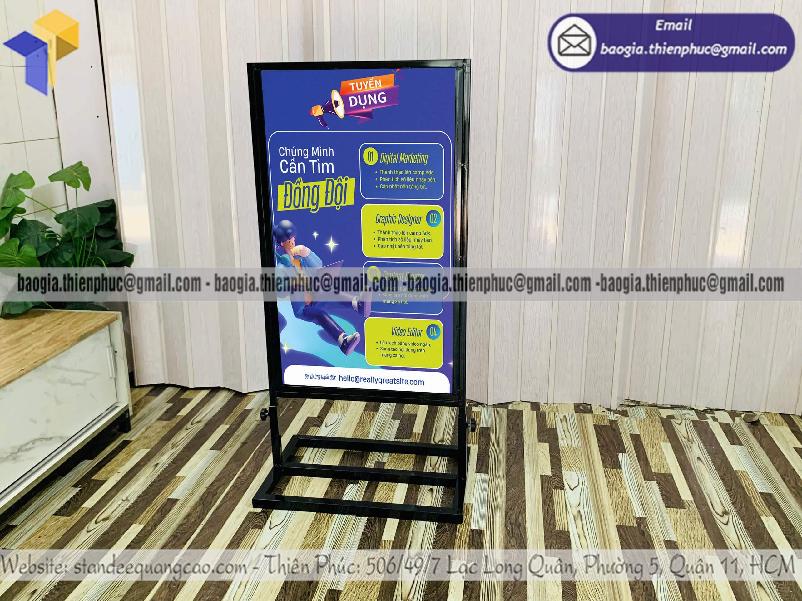 Bảng standee quảng cáo đứng khung sắt ngoài trời
