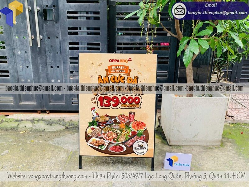 Bảng standee quảng cáo in 1 mặt chân sắt ngoài trời đẹp bán lẻ bán sỉ cho dự án và chương trình lớn