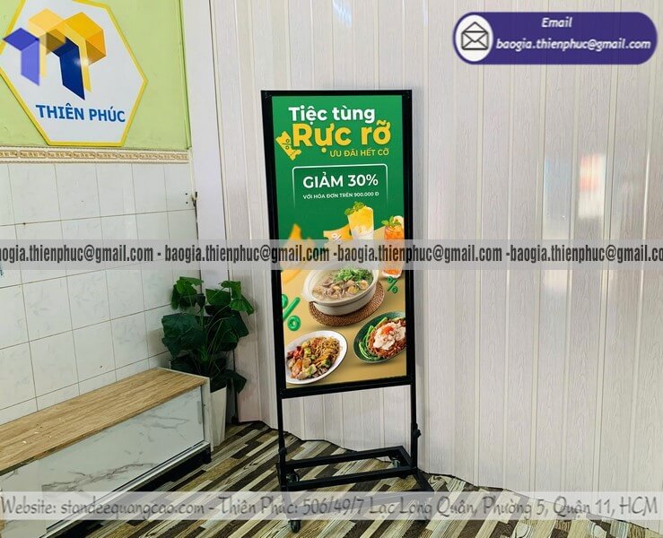Báo giá bảng hiệu đứng trên vỉa hè 2 mặt cho quán ăn bắt mắt khách đi ngang là note ngay