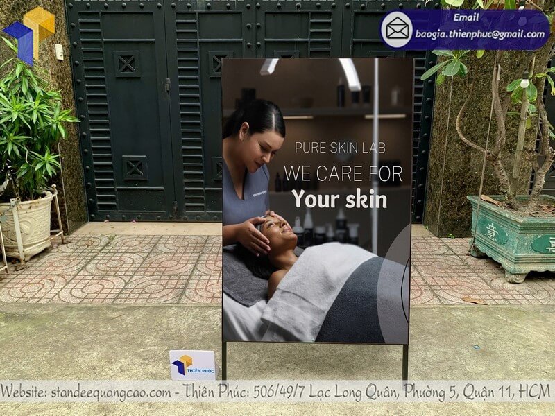 Báo giá bảng standee chữ A in 2 mặt cho cửa hàng