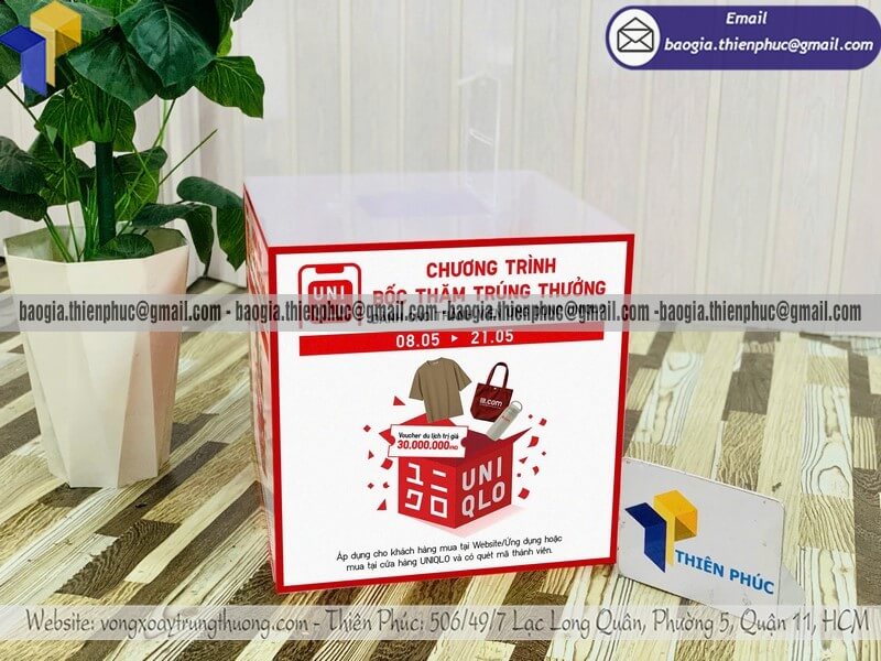 Báo giá hộp rút thăm mica may mắn cho khai trương xưởng gốc làm event chất