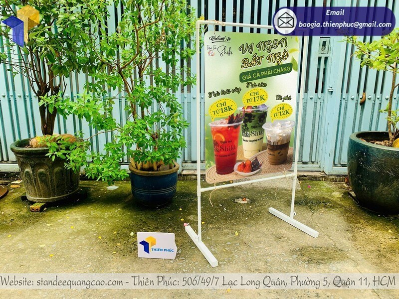 Bao gia in khung treo poster cho van phong, nha hang, quan cafe