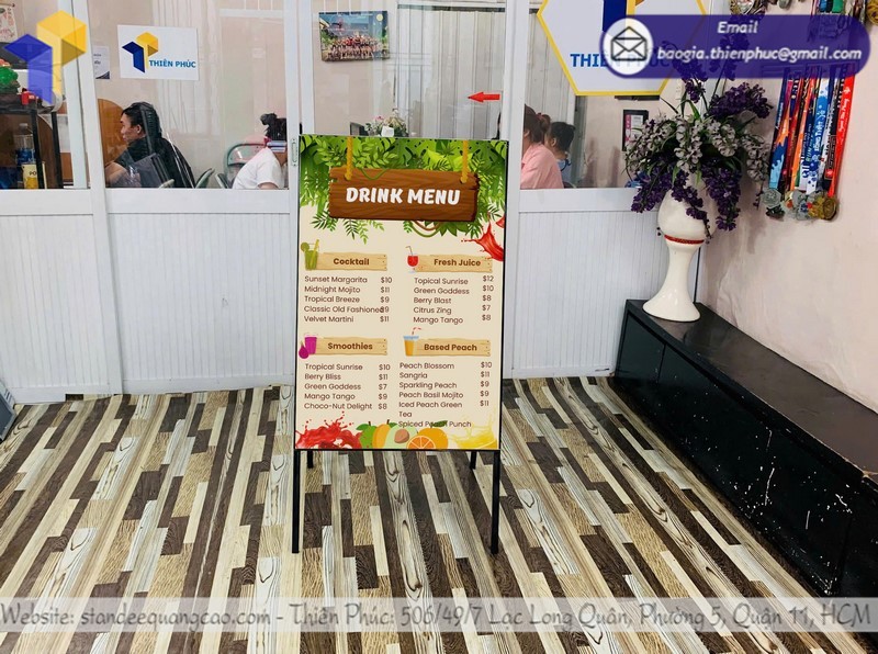 báo giá mẫu standee chữ A 2 mặt giá rẻ hot nhất tháng 7