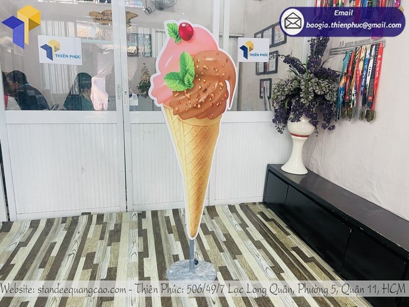 bảng giá standee cây kem HCM