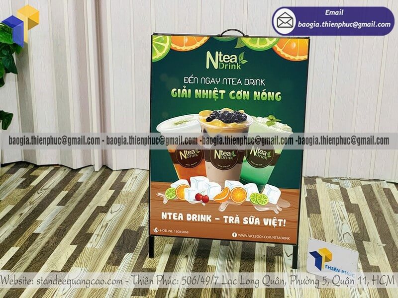 Báo giá standee chữ A khung sắt đặt vỉa hè bán hàng
