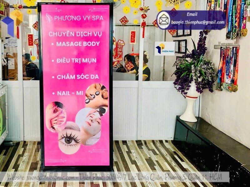 báo giá standee đứng quảng cáo 2 mặt