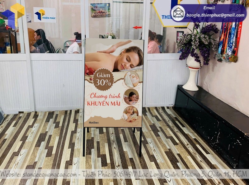 báo giá standee khung sắt 2 mặt chữ A