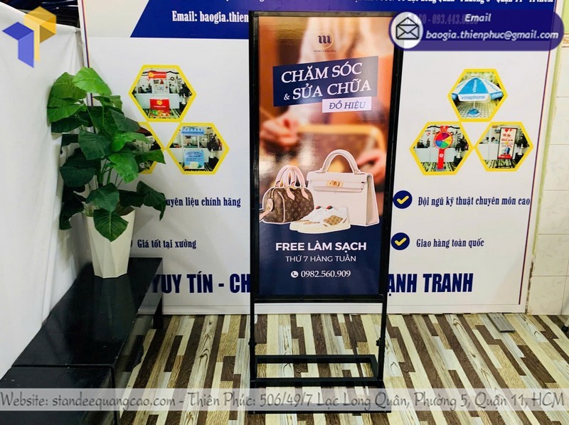 báo giá standee khung sắt 2 mặt TPHCM