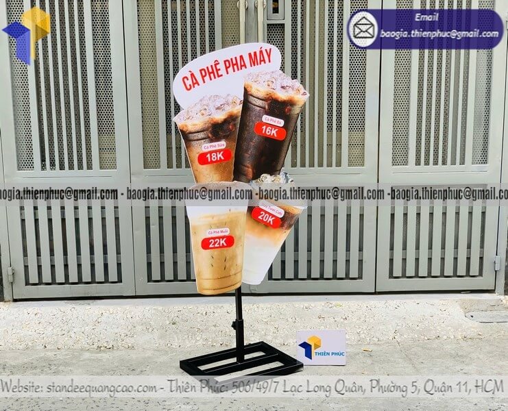 Báo giá standee mockup ly cafe 3D cho quán cafe dựng trước quán quầy order khuyến mãi