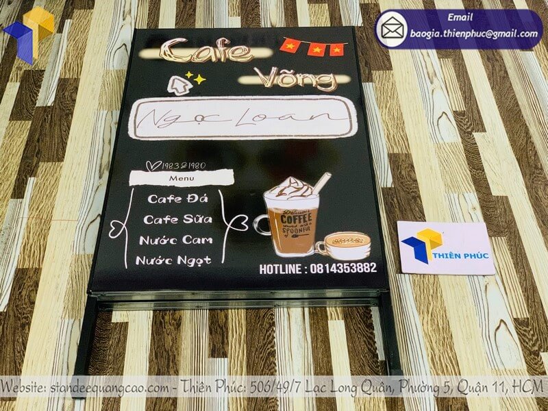 Báo giá standee quảng cáo chữ A 2 mặt đẹp giao hàng tận nơi