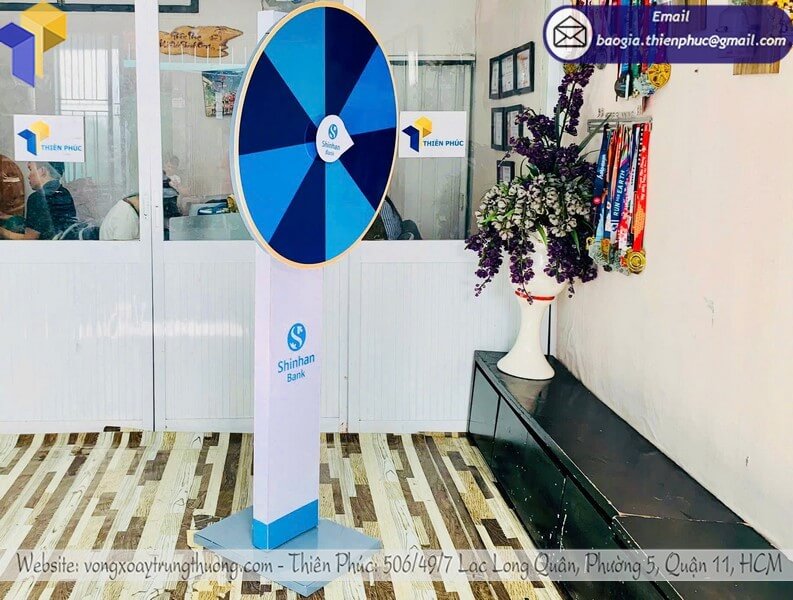 báo giá vòng xoay may mắn cho ngân hàng giá rẻ TPHCM