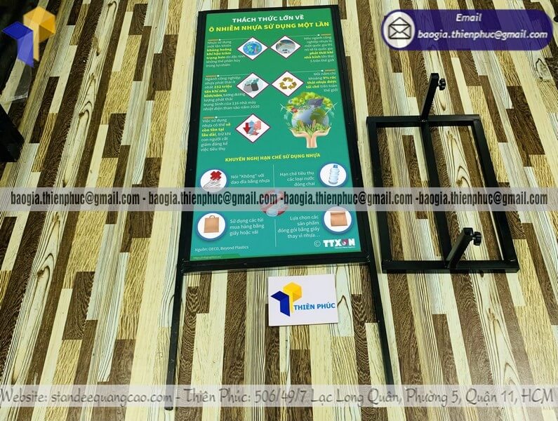 Biển hiệu đứng bằng khung sắt in 2 mặt cho sự kiện ưu đãi cho khai trương khuyến mãi