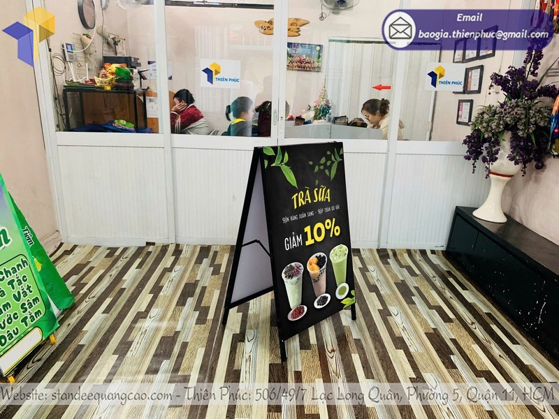 bảng hiệu chữ A ngoài trời