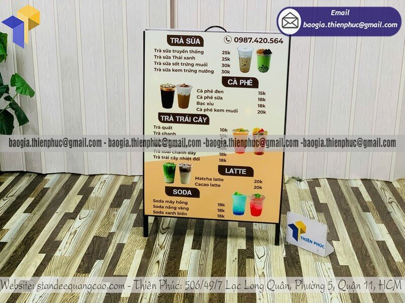 Biển quảng cáo khung sắt chữ A 2 mặt đứng đường phố ứng dụng bán hàng ngoài trời