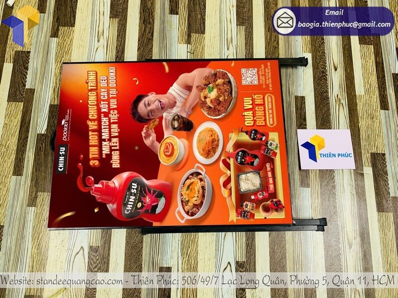 Đặt in standee 1 mặt nhanh lấy liền, giá ưu đãi, dịch vụ
