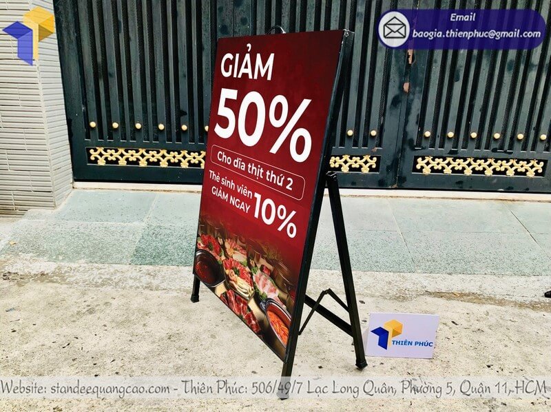 Đặt in standee 1 mặt theo yêu cầu giá tốt, ưu đãi  số lượng lớn.