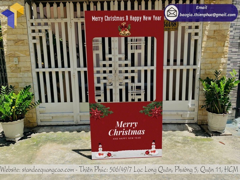 Đặt làm khung check in theo yêu cầu đẹp tương tác mạng xã hội