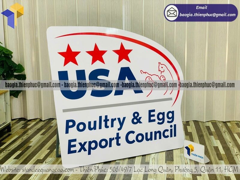 Đặt làm standee mô hình sản phẩm nhỏ 1 mặt cho sự kiện gia công doanh nghiệp thương hiệu cửa hàng siêu thị