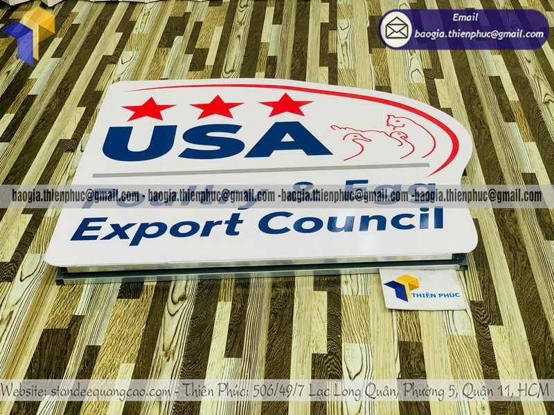 Đặt làm standee mô hình sản phẩm nhỏ 1 mặt cho sự kiện đồ uống thực phẩm mỹ phẩm trưng bày