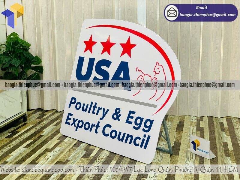 Đặt làm standee mô hình sản phẩm nhỏ 1 mặt cho sự kiện mới check in quảng cáo thương hiệu