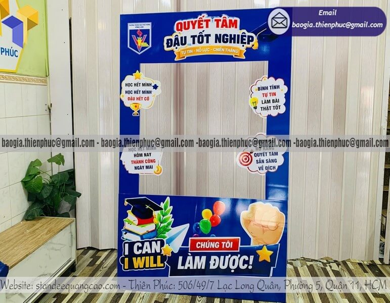 Đặt mẫu khung chụp ảnh formex trường học lắp ráp