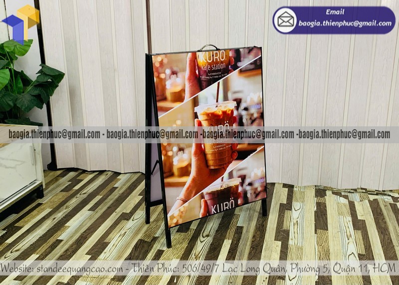 Đặt standee A 2 mặt giới thiệu sản phẩm tiệm cafe giá rẻ chuỗi cửa hàng