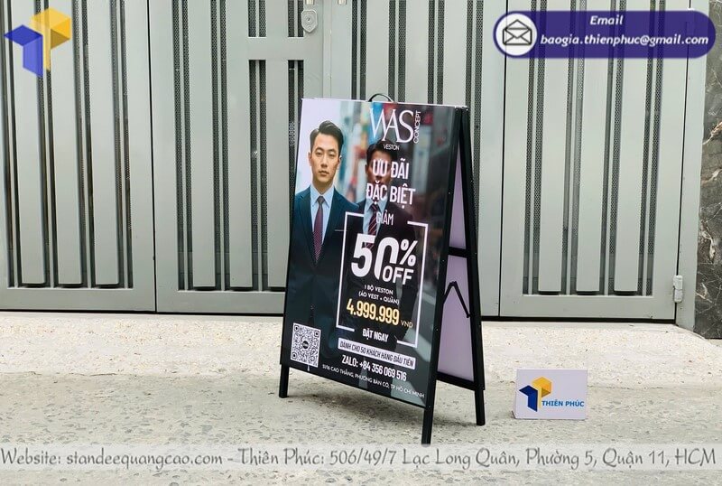 Đơn vị làm standee chữ A 2 mặt ngoài trời uy tín cho mục đích quảng cáo