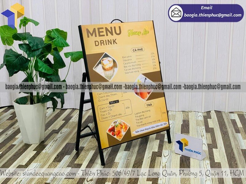 Giá bảng hiệu quảng cáo khung sắt in một mặt xếp gọn tiện lợi cho cửa hàng quán cafe