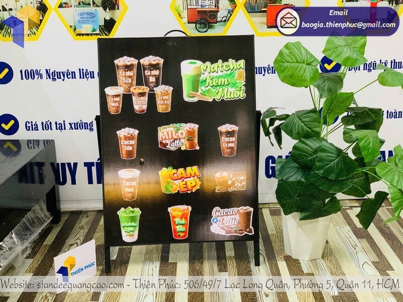 Giá bảng standee quảng cáo 1 mặt in theo yêu cầu