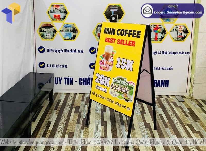 gia công standee chữ A khung sắt quận 9