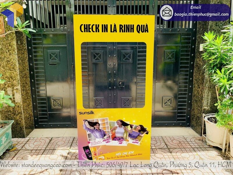 Giá mẫu khung check in backdrop sự kiện thiết kế màu sắc logo riêng