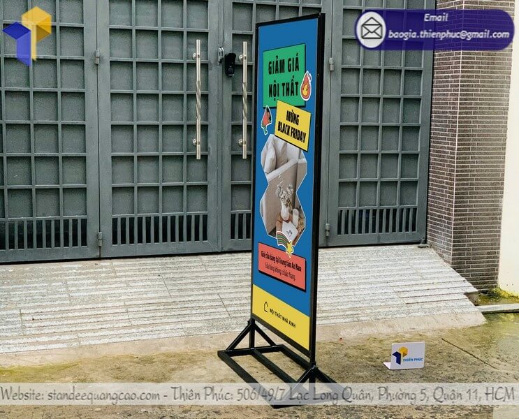 In bảng standee 2 mặt khung sắt đứng chịu gió theo yêu cầu xem mẫu trực tiếp