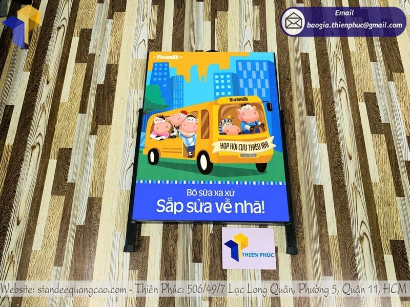 In Standee 1 mặt chất lượng, in theo thiết kế riêng, đặc biệt