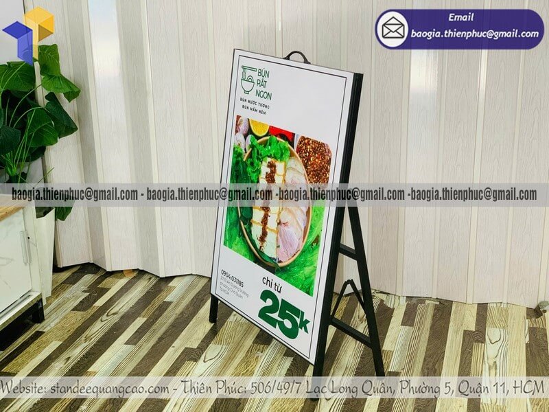 In standee 1 mặt khung sắt di động cho quán ăn đồng giá 500k xưởng Việt Nam