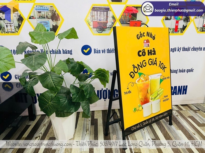 In standee 1 mặt lấy liền tại xưởng nhanh nhất, màu sắc sắc nét