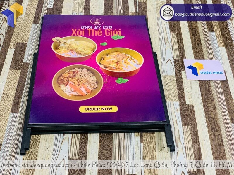 In standee quảng cáo 1 mặt giao ngay cho sự kiện, hội thảo