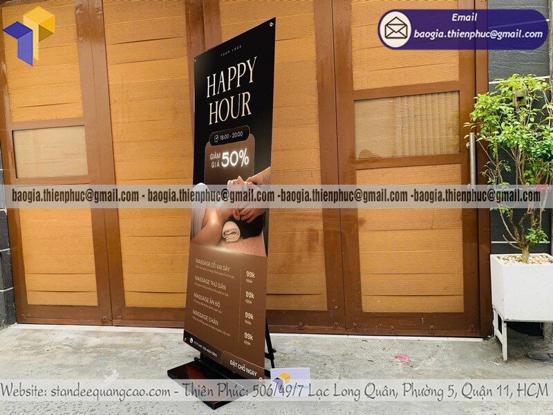 In standee quảng cáo 1 mặt lắp ráp ngoài trời chịu gió đẹp ưu đãi cho đơn số lượng lớn