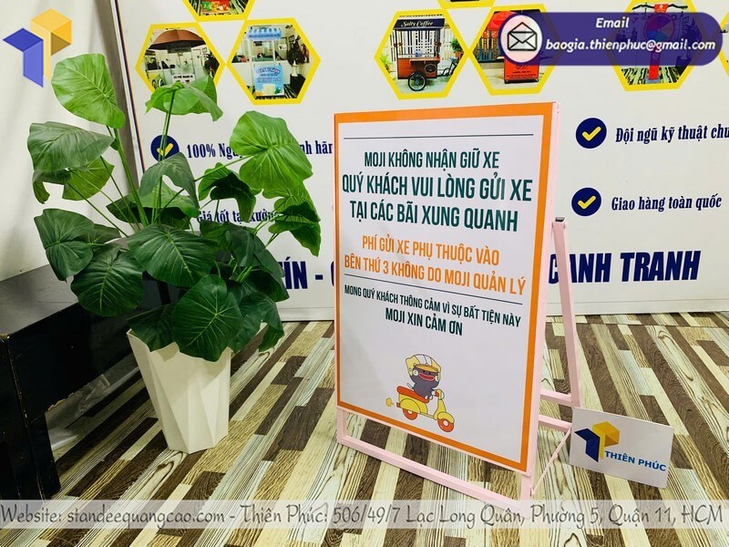 Mẫu in standee quảng cáo khung sắt in rõ nét, thiết kế đẹp
