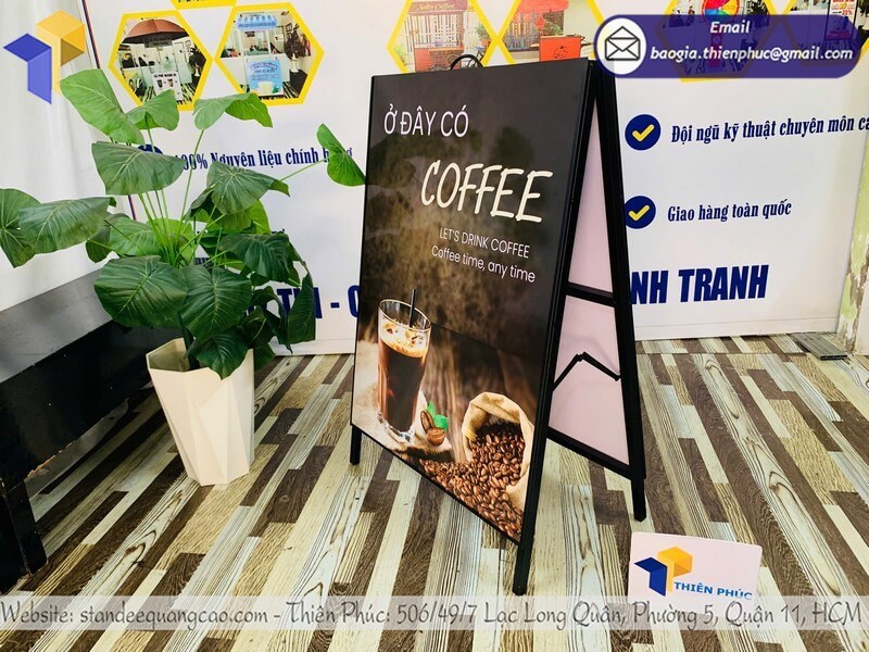 Khung bảng chữ A có tay xách dùng cho quán cà phê, menu ngoài trời