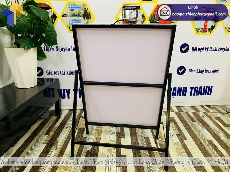 Khung bảng hiệu chữ A gấp gọn có in logo theo thiết kế