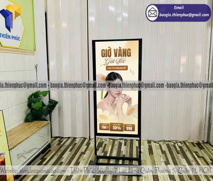 Khung standee sắt đứng in hình 2 mặt di động giá tốt gia công bán lẻ bán sỉ toàn quốc