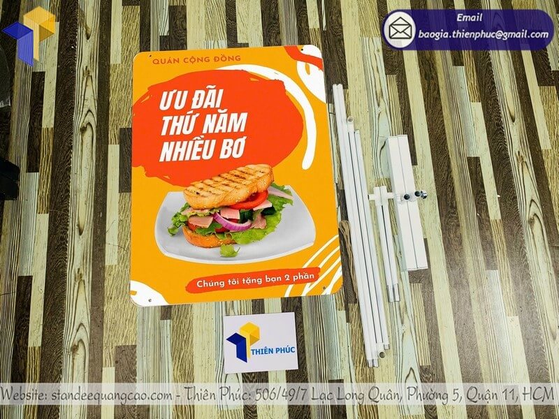 Khung treo poster 2 mặt in theo yêu cầu phù hợp mọi không gian
